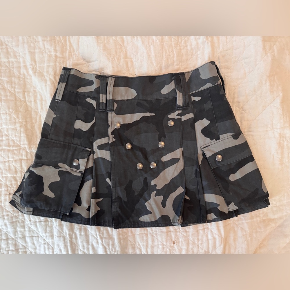 Camouflage Chopped Utilikilt Micro-Mini Kilt
